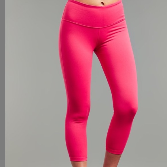 TEMA Athletics plus size capris, 1X - Picture 2 of 2